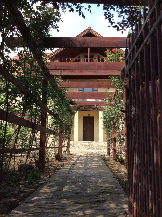 Villa Rosa Navodari Exterior photo